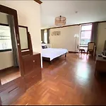 Nt Place Sukhumvit Suites